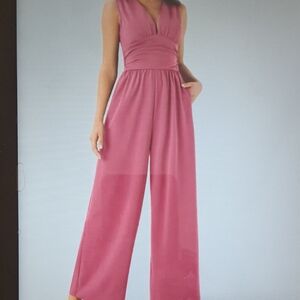 MEDIUM   HALARA V NECK SLEEVELESS RUCHED EASY PEEZY JUMPSUIT